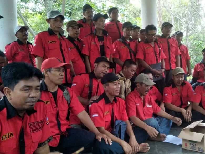 Kemeja-Lapangan-3